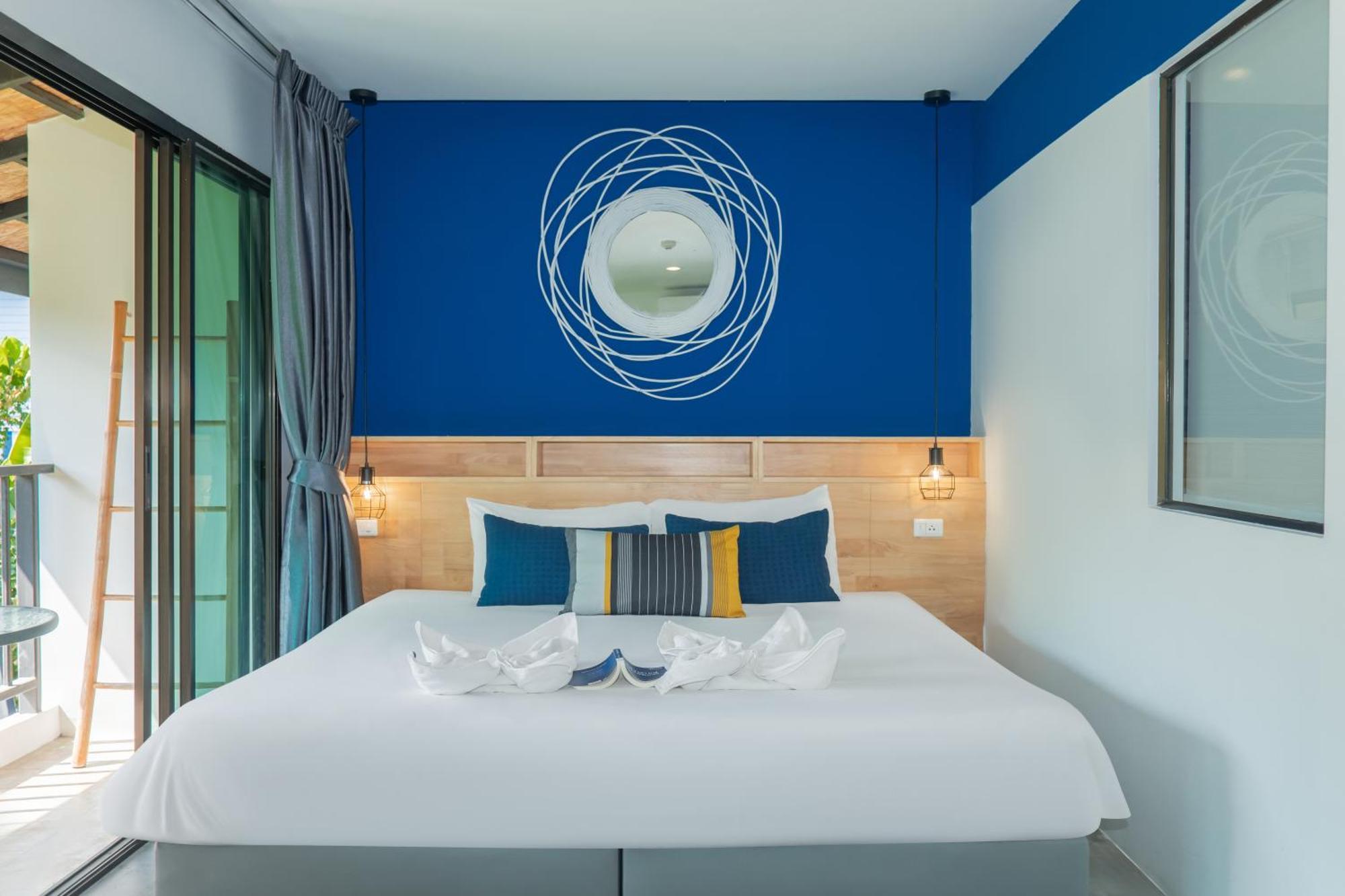 Kraam Silhouette Hotel And Cafe Phuket Chalong Luaran gambar