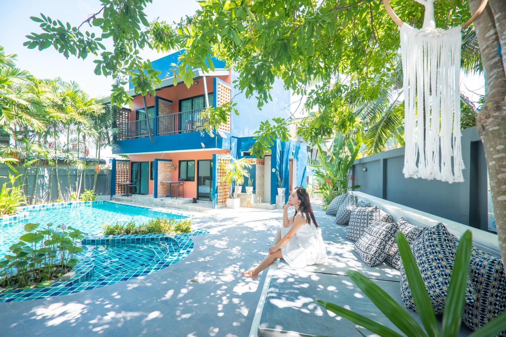 Kraam Silhouette Hotel And Cafe Phuket Chalong Luaran gambar