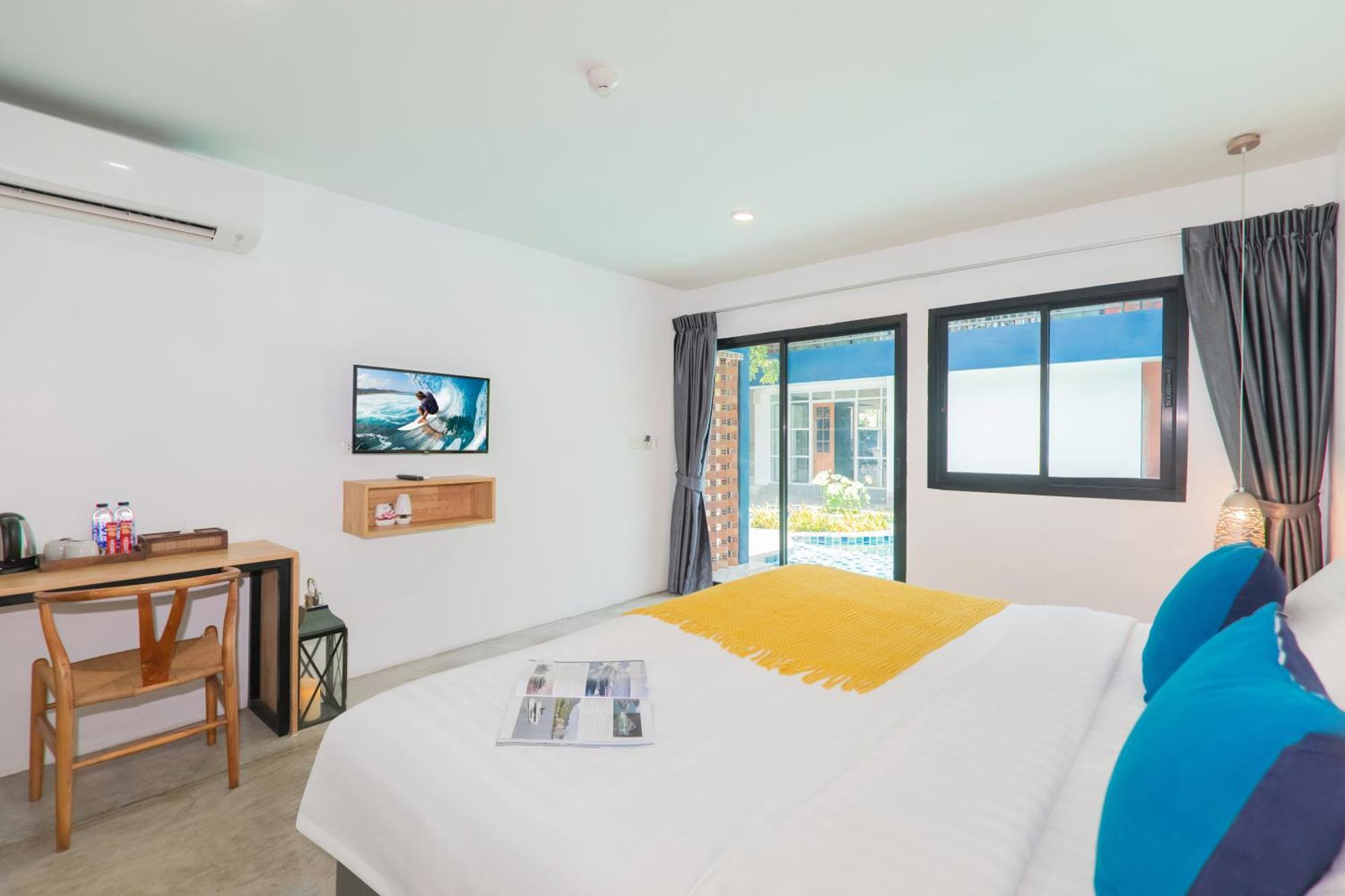 Kraam Silhouette Hotel And Cafe Phuket Chalong Luaran gambar