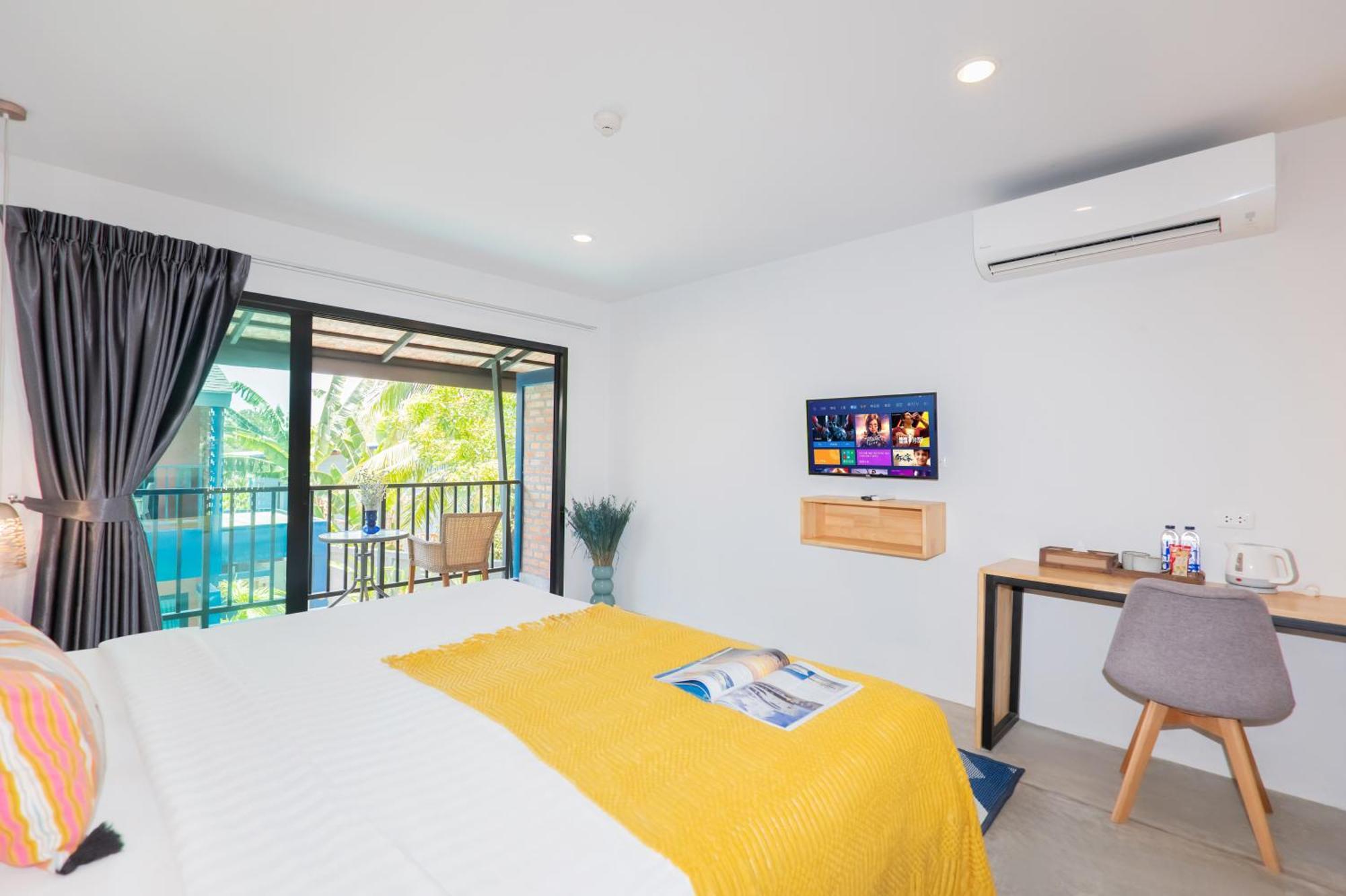 Kraam Silhouette Hotel And Cafe Phuket Chalong Luaran gambar